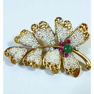 BSK Vintage Brooch Gold Toned Leaf 2" x 1.25" Faux Pearl & Rhinestones